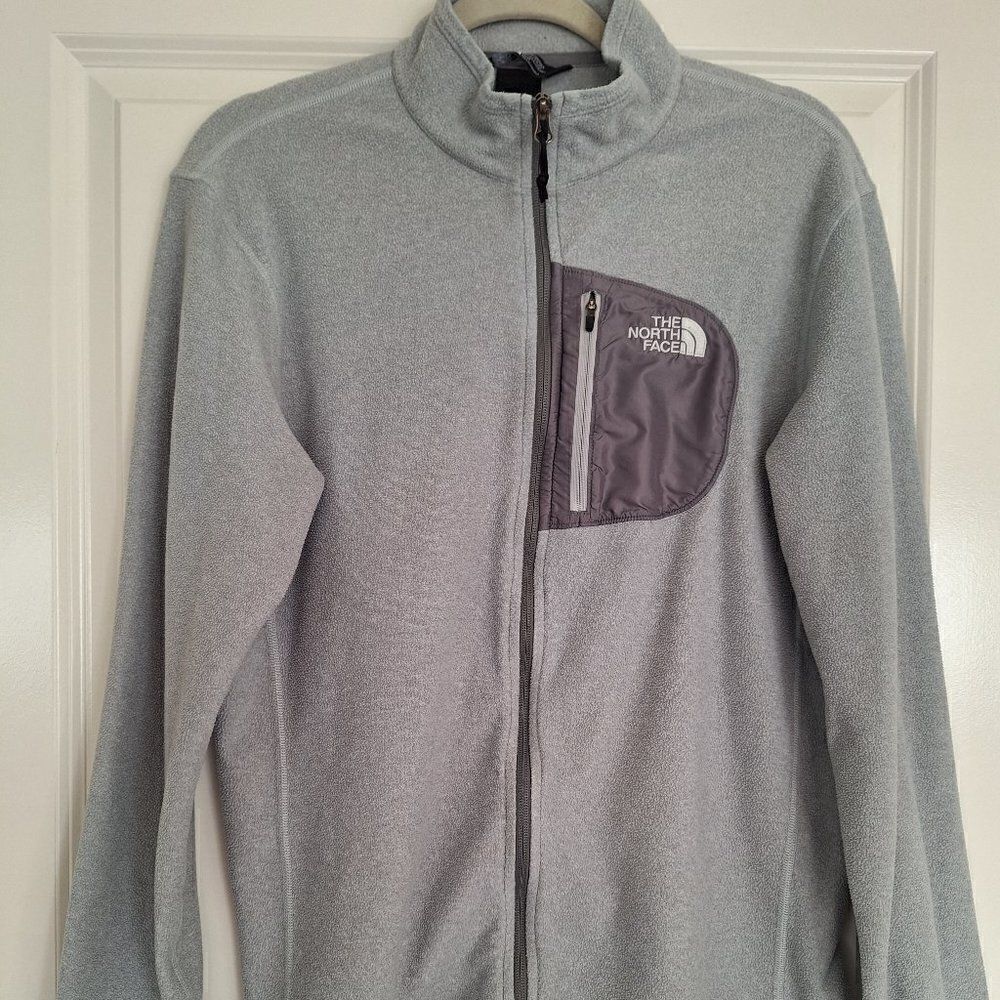 The‎ North Face Gray  Zip Fleece Sweater Hiking Snow Walk Run Women's M